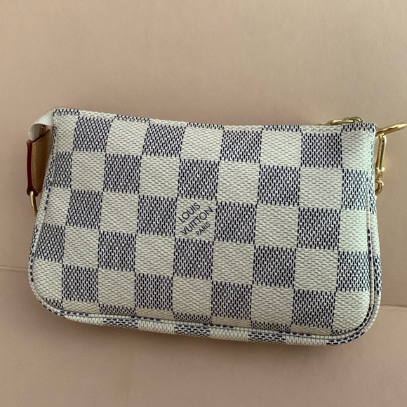 Louis Vuitton Mini Pochette Damier Azur - Brand New with box - Picture 8 of 9